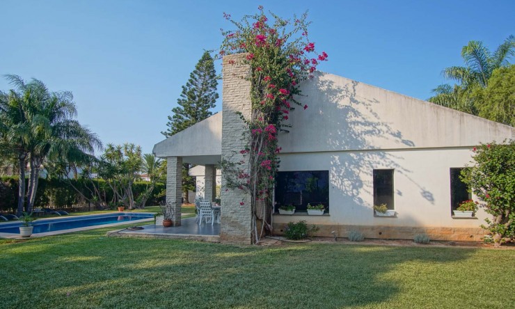 Resale - Villa -
Denia - Santa lucia