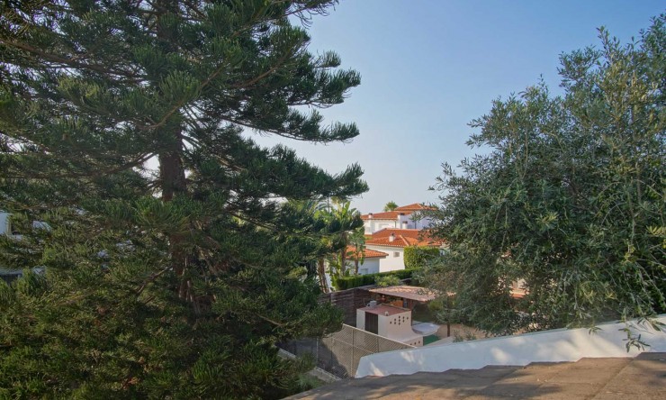 Resale - Villa -
Denia - Santa lucia