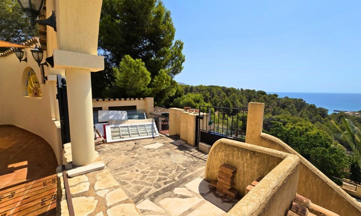 Wiederverkauf - Villa -
Altea