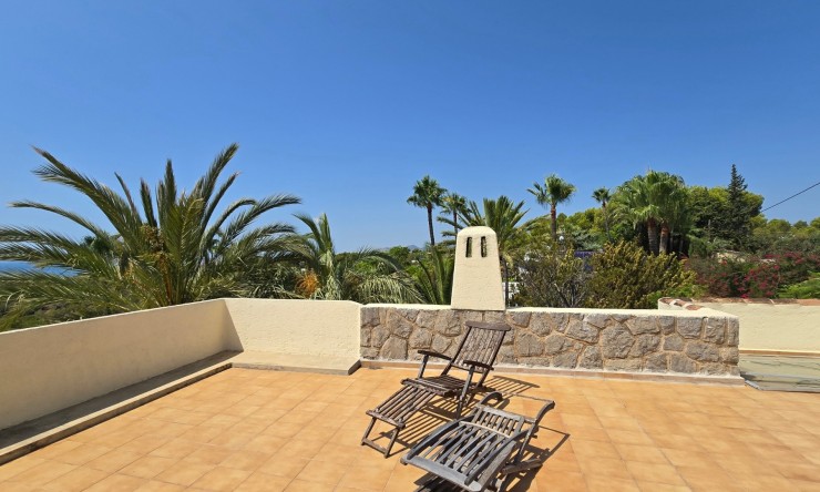 Wiederverkauf - Villa -
Altea