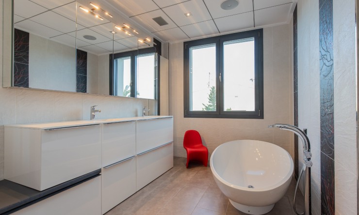 Reventa - Villa -
Calpe - Cometa
