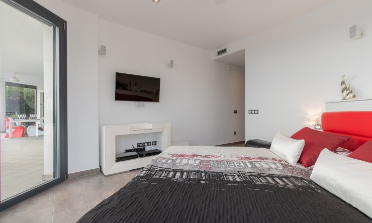 Reventa - Villa -
Calpe - Cometa