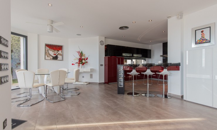 Reventa - Villa -
Calpe - Cometa