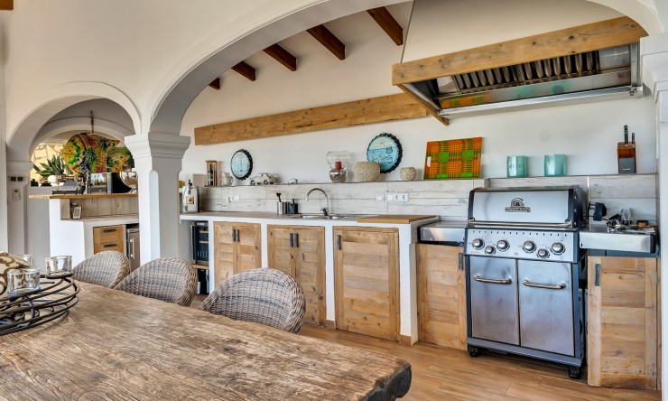 Reventa - Villa -
Moraira - Pinar de l’Advocat