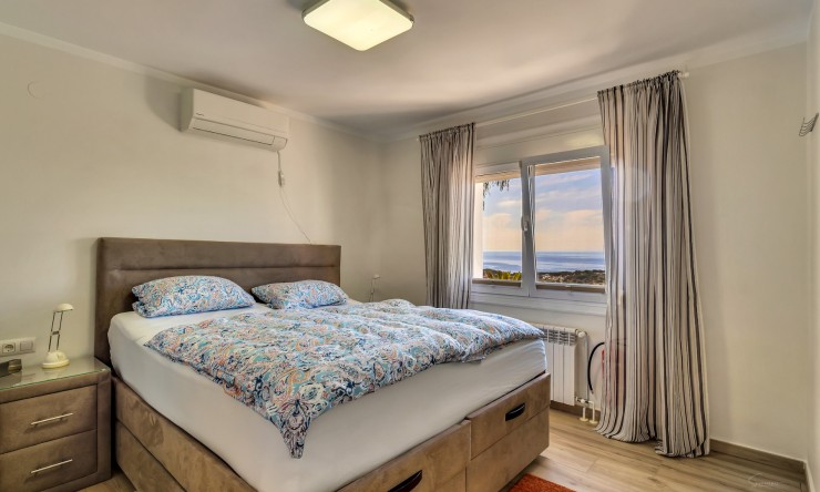 Reventa - Villa -
Moraira - Pinar de l’Advocat