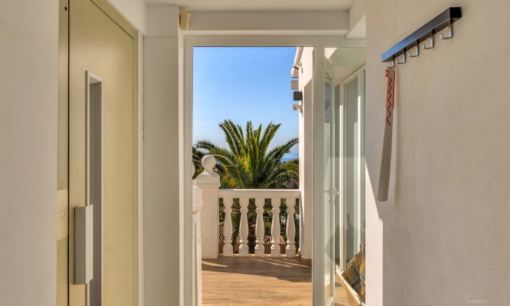 Reventa - Villa -
Moraira - Pinar de l’Advocat