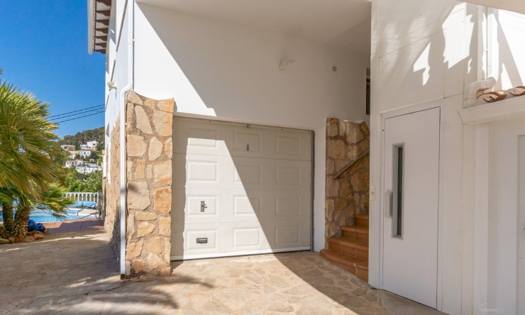 Reventa - Villa -
Moraira - Pinar de l’Advocat