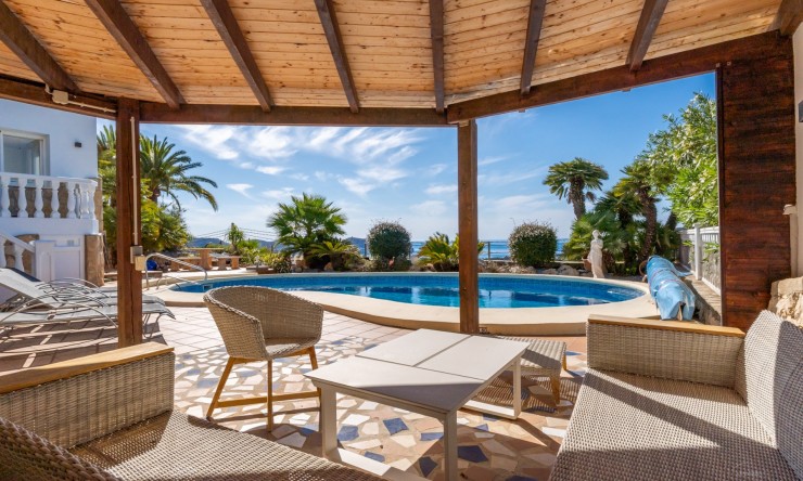Reventa - Villa -
Moraira - Pinar de l’Advocat