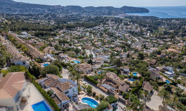 Reventa - Villa -
Moraira - Pinar de l’Advocat