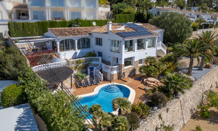 Reventa - Villa -
Moraira - Pinar de l’Advocat