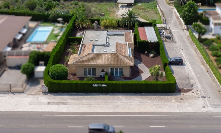 Wiederverkauf - Villa -
Jávea - Montgó-Barranqueres