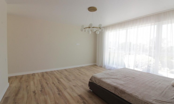 Wiederverkauf - Villa -
Calpe - Cometa III