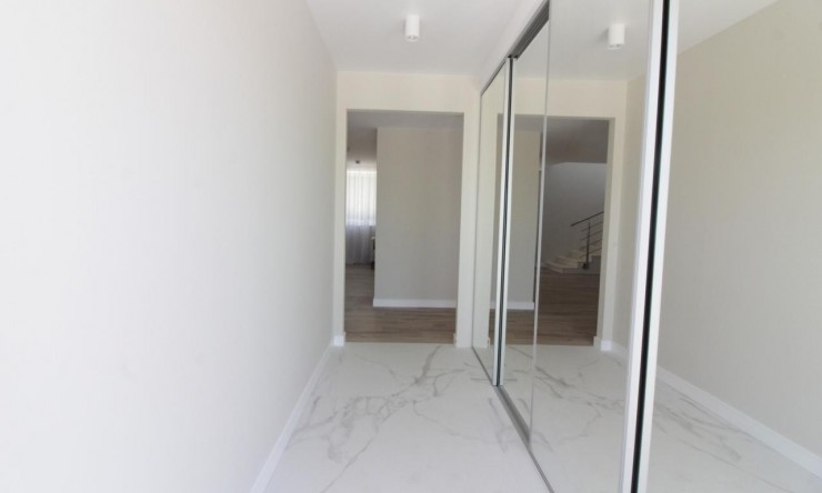 Wiederverkauf - Villa -
Calpe - Cometa III