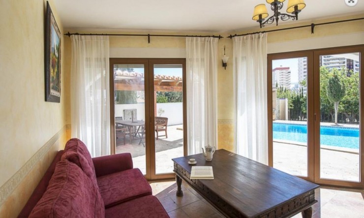 Wiederverkauf - Villa -
Calpe - Zona Levante - Playa Fossa