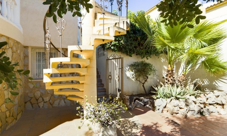 Revente - Villa -
Calpe - Benicolada