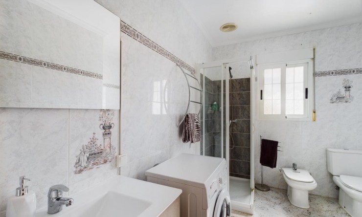 Revente - Villa -
Calpe - Benicolada