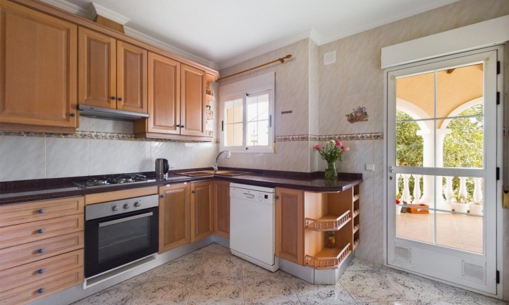 Revente - Villa -
Calpe - Benicolada