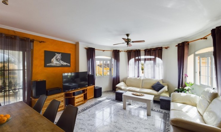 Revente - Villa -
Calpe - Benicolada