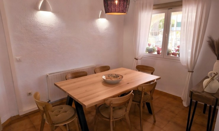 Herverkoop - Villa -
Jávea - Tossalet