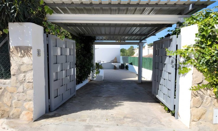 Herverkoop - Villa -
Jávea - Tossalet