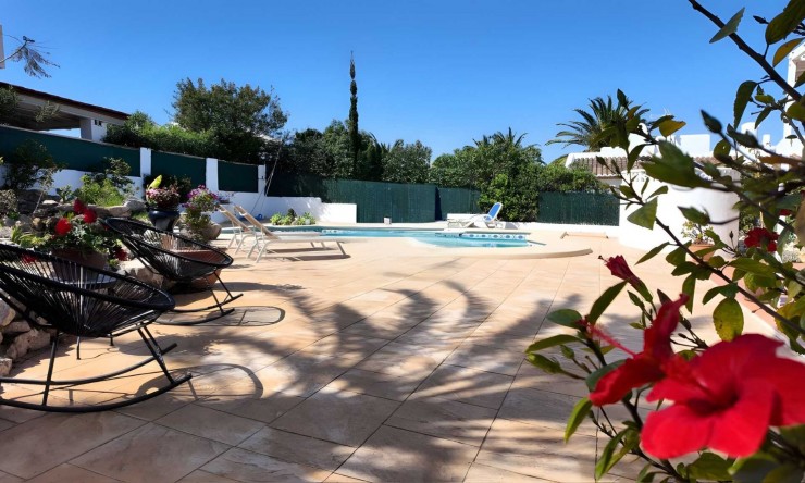 Herverkoop - Villa -
Jávea - Tossalet