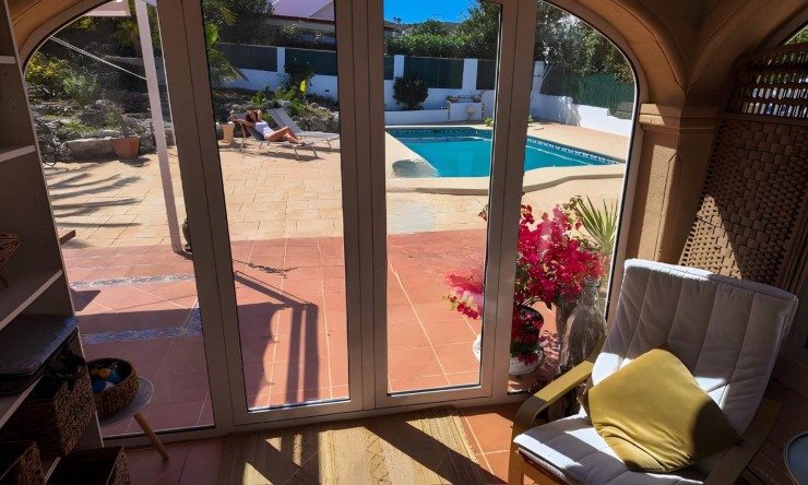 Herverkoop - Villa -
Jávea - Tossalet