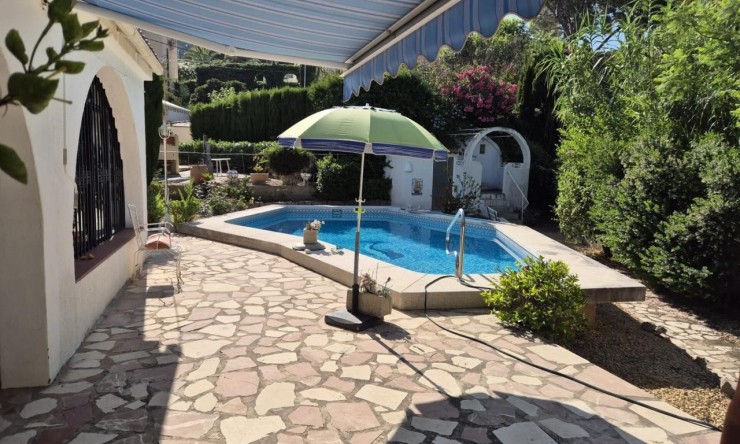 Rynek Wtórny - Willa -
Altea