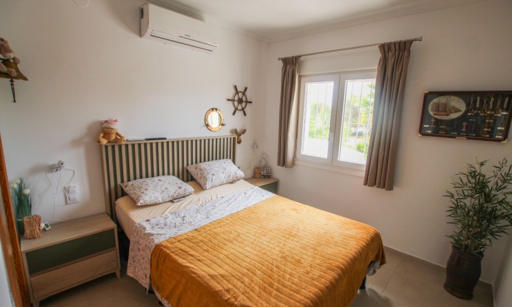 Herverkoop - Villa -
Calpe - Cometa