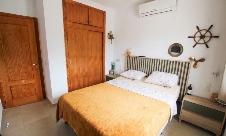 Herverkoop - Villa -
Calpe - Cometa