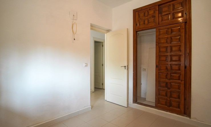 Resale - Apartment -
Denia