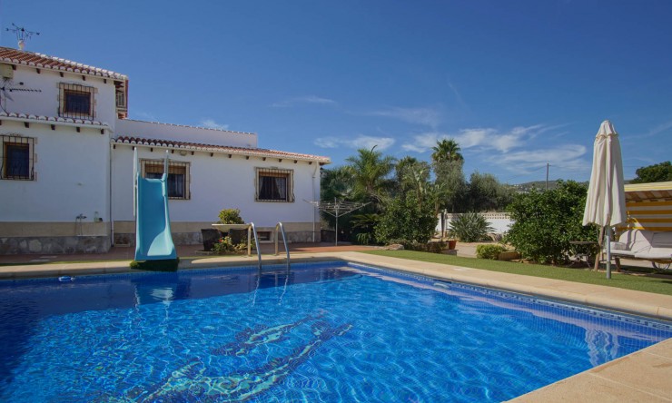 Revente - Villa -
Denia - La Pedrera