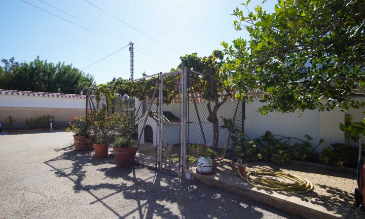 Revente - Villa -
Denia - La Pedrera