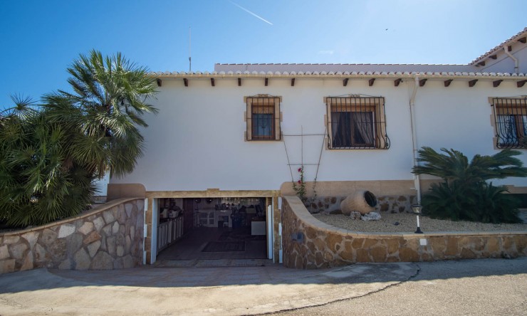 Revente - Villa -
Denia - La Pedrera