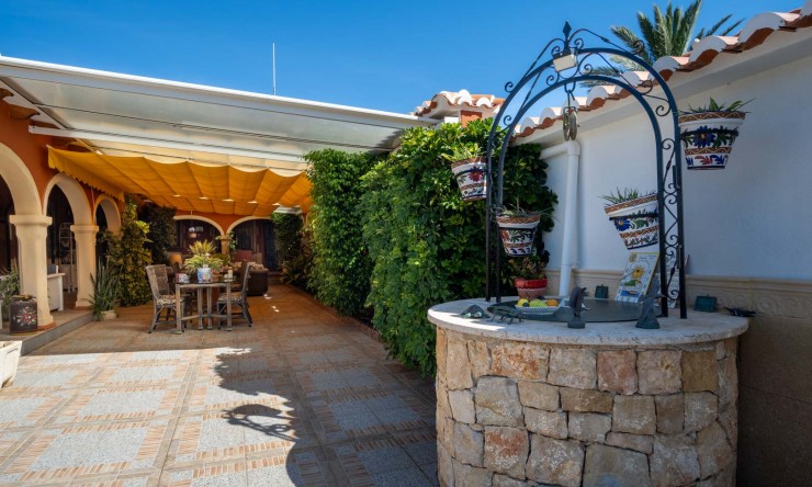 Revente - Villa -
Denia - La Pedrera