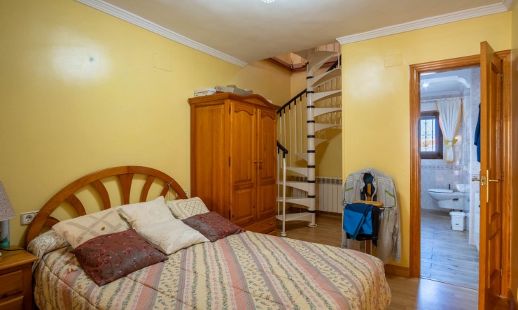 Revente - Villa -
Denia - La Pedrera