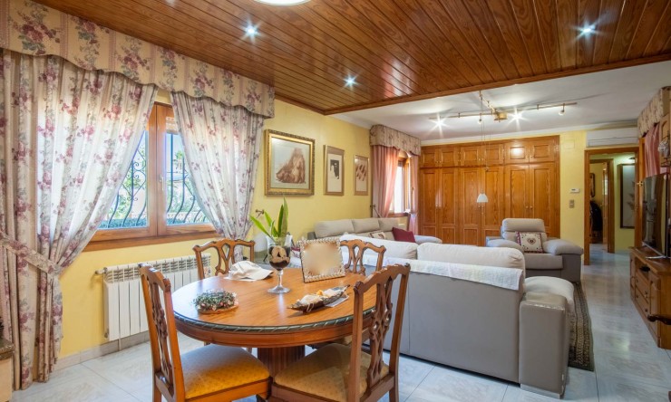 Revente - Villa -
Denia - La Pedrera