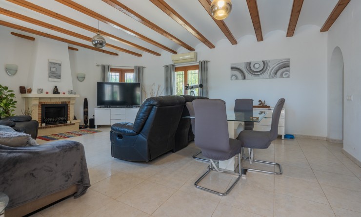 Reventa - Villa -
Jávea