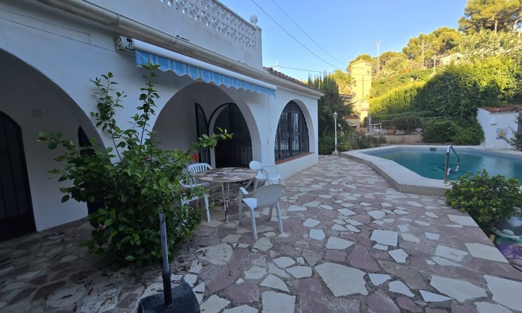 Rynek Wtórny - Willa -
Altea