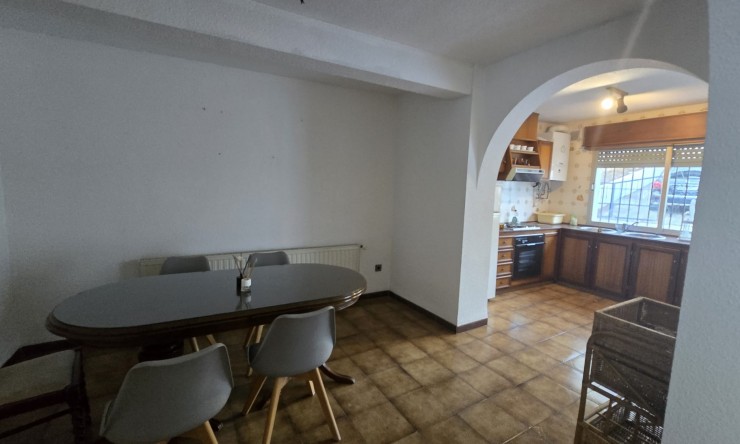 Rynek Wtórny - Willa -
Altea