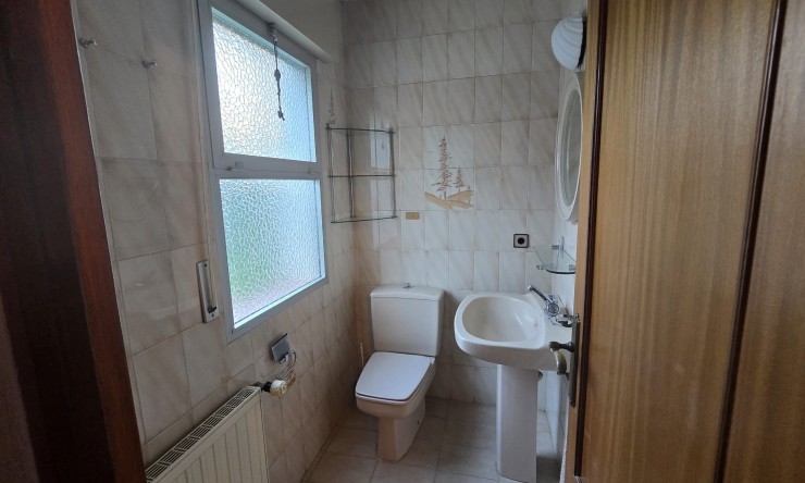 Rynek Wtórny - Willa -
Altea