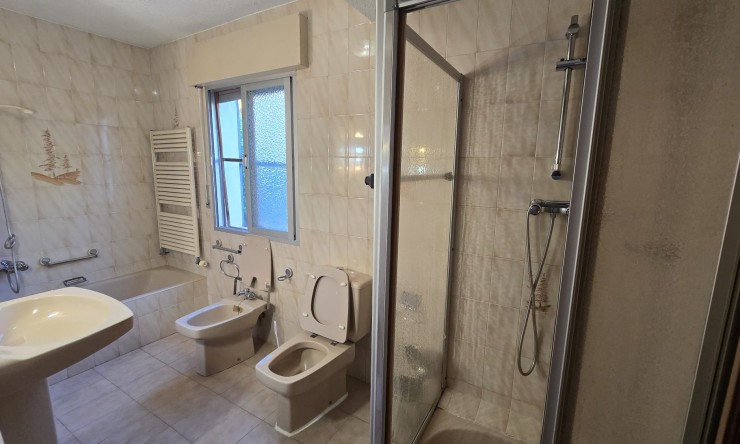 Rynek Wtórny - Willa -
Altea