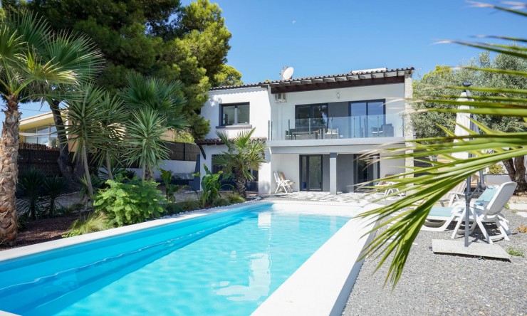 Herverkoop - Villa -
Calpe - Partida Enchinent