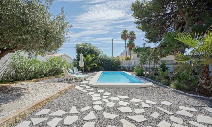 Herverkoop - Villa -
Calpe - Partida Enchinent