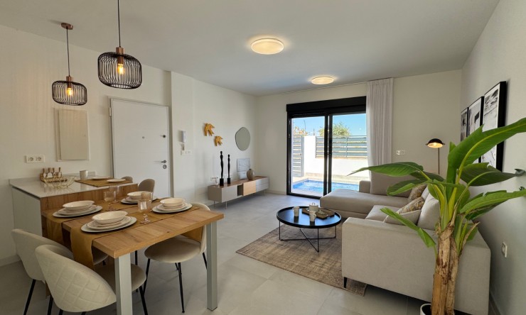 Nowe budownictwo - Willa -
Roldán