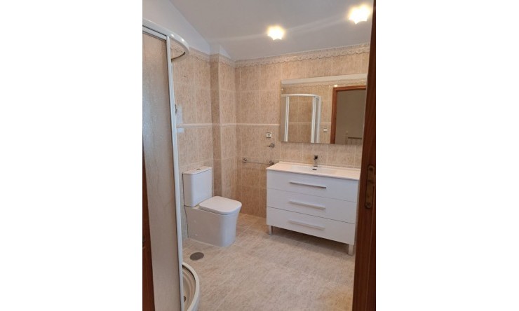 Wiederverkauf - Finca -
Orihuela