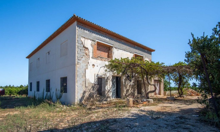 Revente - Villa -
Denia