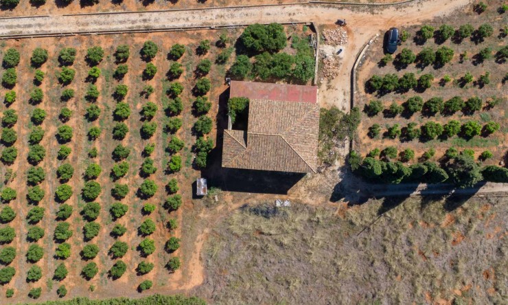 Revente - Villa -
Denia