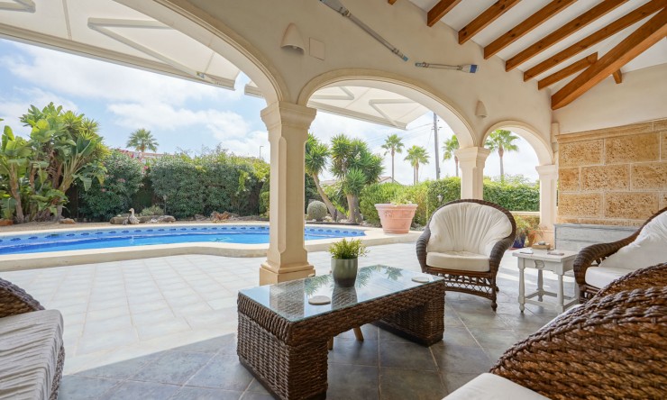 Herverkoop - Villa -
Jávea - Costa Nova