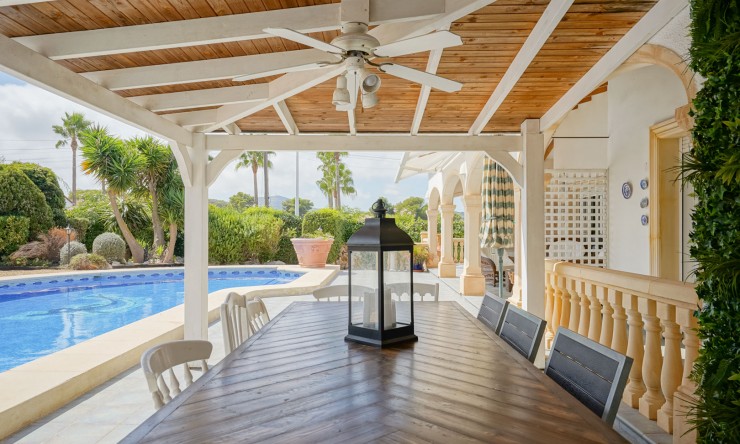 Herverkoop - Villa -
Jávea - Costa Nova