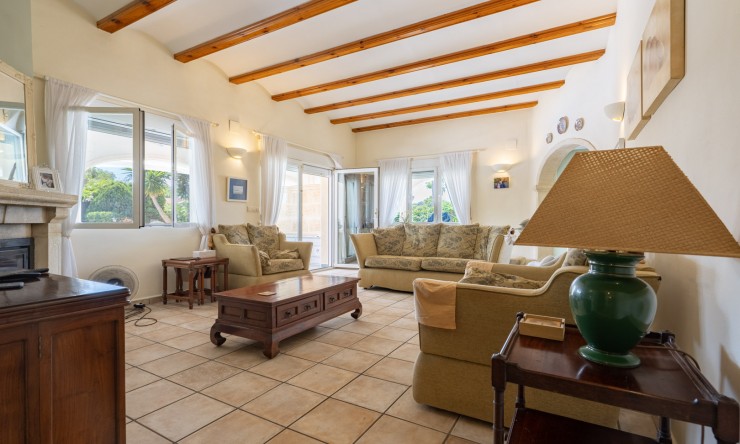 Herverkoop - Villa -
Jávea - Costa Nova